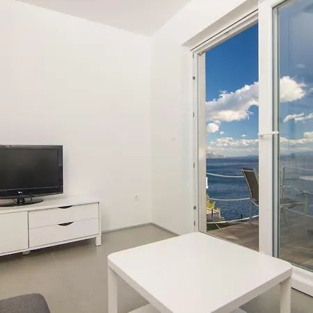 House Botta * Marusici